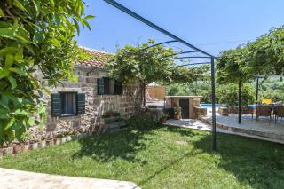 Villa Lucivana for DEEP REST & BRIEF REMOTE WORK - Gruda - 5