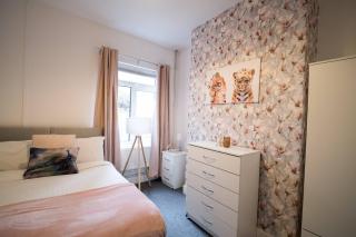Lena St 3 Bedroom House Sleep 6- Great For Contractors-Free Parking - Bristol - 6