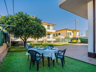 Apartment Appartamento Sofia by Interhome - Marina di Massa - 8