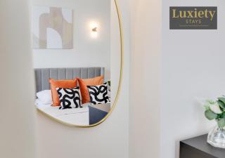 Chic & Stylish Studio City Centre Nr High St by Luxiety Stays - 1