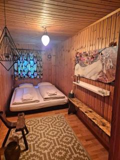 Cozy chalet apartment in traditional Walser house - Stalden - 1