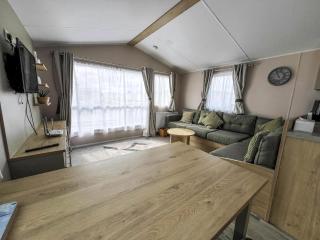 Modern 6 Berth Caravan With Wifi At St Osyth Beach In Essex Ref 28008Pm - Clacton-on-Sea - 3