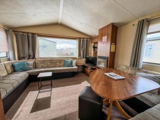 6 Berth Caravan At St Osyth Beach Holiday Park In Essex Ref 28007Gc - Clacton-on-Sea - 1