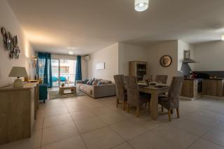 Modern 3BR w Terrace Near Beaches & Restaurants - St Paul's Bay - 1