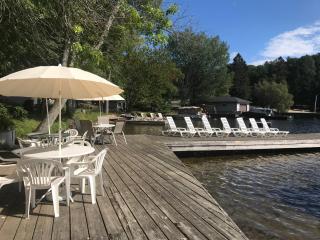 Beachside on Lake Muskoka - Port Carling - 8
