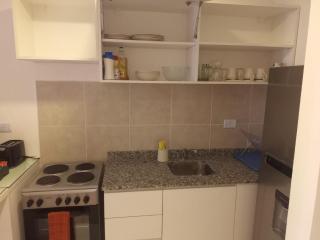 Centro, amplio, cómodo, luminoso, balcón, WiFi - Buenos Aires - 7