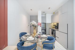 StayShort - Beautiful 1 Bedroom in MBR Perfect for 4 - 7