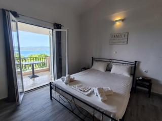 Aussie Studios - Argostoli - 0