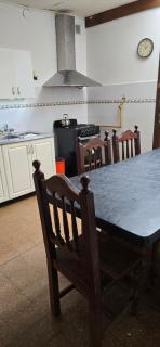 La franca, Hostal centrico, Habitacion single privada y Amplia cocina - 3