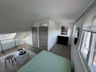 Qozyroom - Brüssel - 0