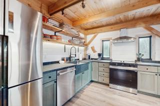 Timber Riverhouse - - 2