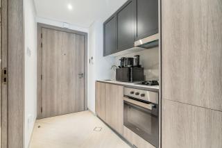 Luxury Loft with Balcony in JVC, Oxford Terraces 2 - 6