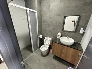 Pakboy Podium Studio 2 Bed - Kuching - 2