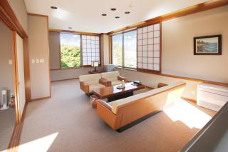 Hakone Kohaku Onsen Hotel 箱根琥珀温泉ホテル - Hakone - 2