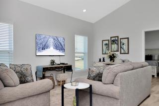 Sea La by Pristine Properties - 7