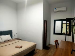 Sans Hotel Salmas Mojokerto - Kranggan - 0