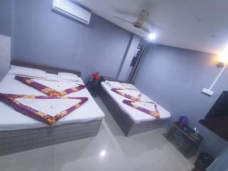Hotel Shri Murli - Shirdi - 0
