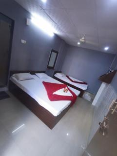 Hotel Shri Murli - Shirdi - 4