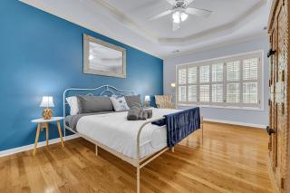 Relaxing 3BR Duplex Home w/ Pool & Patio - Buford - 1