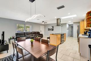 Luxury Escape dream vacation with heated Pool and Spa - Sarasota - 8