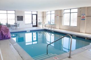 Hampton Inn & Suites Big Rapids, Mi - Big Rapids - 8