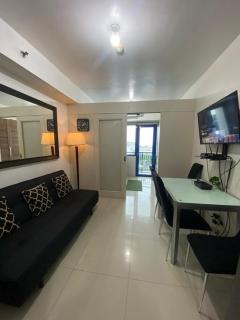 Bj's Staycation Manila - SEA Residences SM MOA - 3