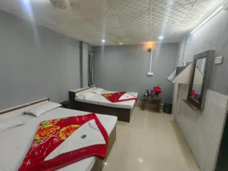 Hotel Shri Murli - Shirdi - 8