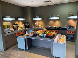 Hampton by Hilton Medellin - Medellín - 6