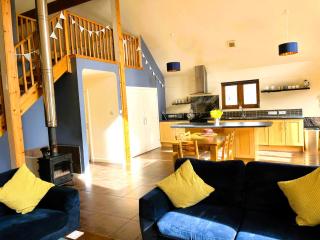 Grianain - Riverside Lodge with Mountain Views - - 1