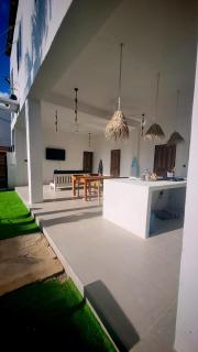 Gorgeous Luxury Waterfall Villa with Private Pool Prime Location in Paje Beach Zanzibar - Paje - 2