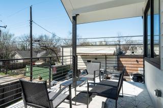 Modern Home Near the University of Texas - Austin - 5