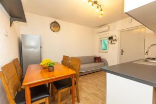 Apartment Bulevar with Terrace - 3