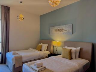 3BR Apartment With Gorgeous Marina View on JBR Beach near Mall, Metro & Dubai Eye- By Sunkissed Holiday Homes - 2