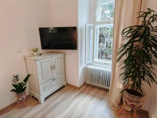 Etela Old Town Apartment - 4