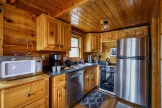 All Tucked Inn - Sevierville - 9