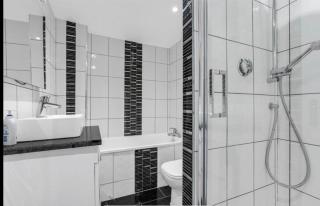 Hertford - Sleeps 2 - 92 Walking Score - Garden - Hertford - 4