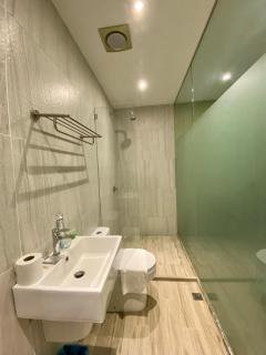 Bayu Bayu Hotel by Soft Loft - Tanjung Bungah - 9