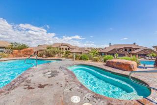 Poolside Place in Coral Ridge with Private Hot Tub - 0