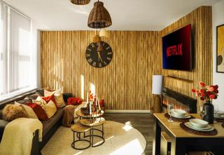 Luxury City Apartment Work & Leisure - 5