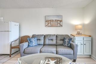 Oceanfront Condo in Myrtle Beach with Pool Access - Myrtle Beach - 7