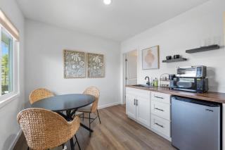 South O Bungalow 11 - Luxury King Suite + Patio - Oceanside - 7