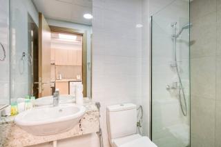 Posh Studio Apartments - 4