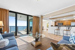 Pelican Walk 1005 - 8