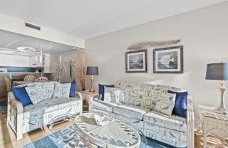 Pelican Walk 704 - 6