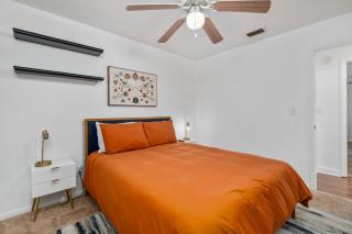 Family friendly - Fire pit -4 min to UF - Spacious - Gainesville - 1