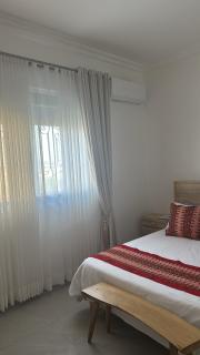 Flic and Flac Apartments Apt 8 - Kampala - 9