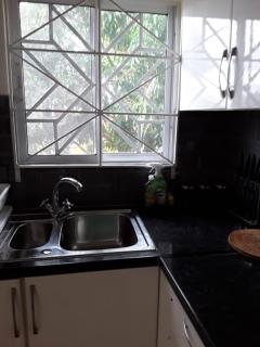 The Little HideAway - Florence Hall - 6