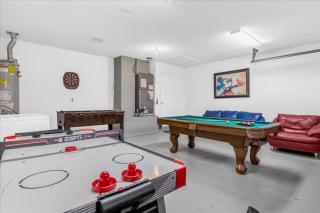 Cozy 5BR Near Disney Mickey Pool - 9