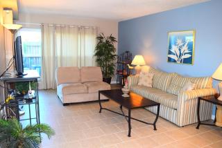 Emerald Isle 105 by Alicia Hollis Rentals Open Now - Fort Walton Beach - 3