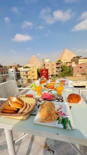 Locanda view pyramids in - Cairo - 9
